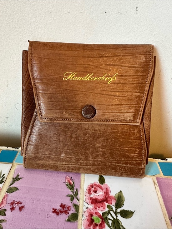 vintage 1950s 1960s Handbags - Vintage Brown 'Handkerchiefs' Cosmetic Pouch